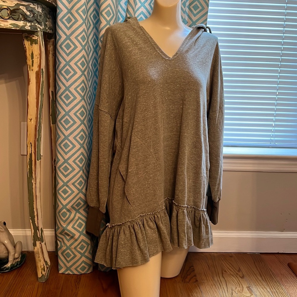 NWT trendy green ruffle hoodie SZ S